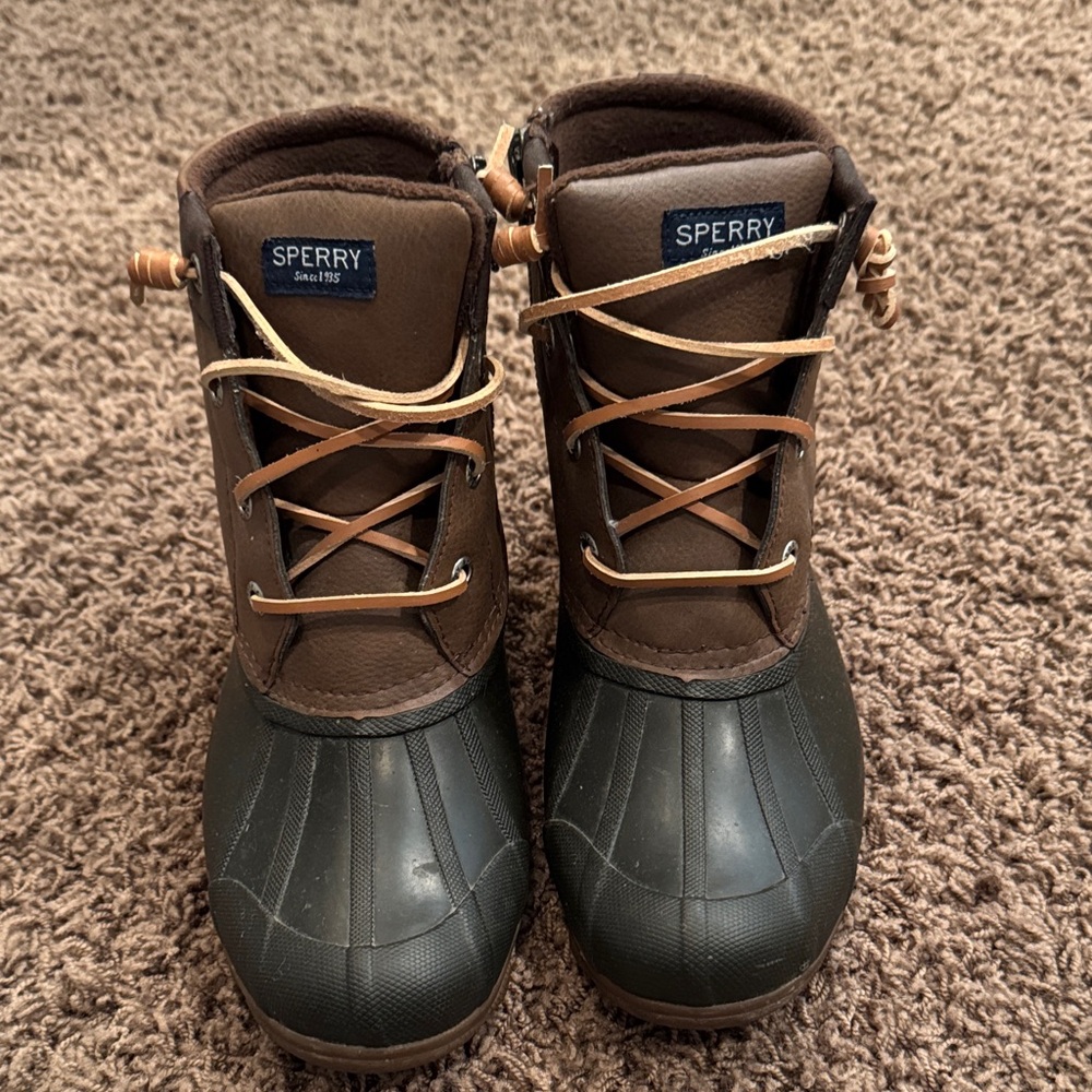 Sperry Two-Tone Boots